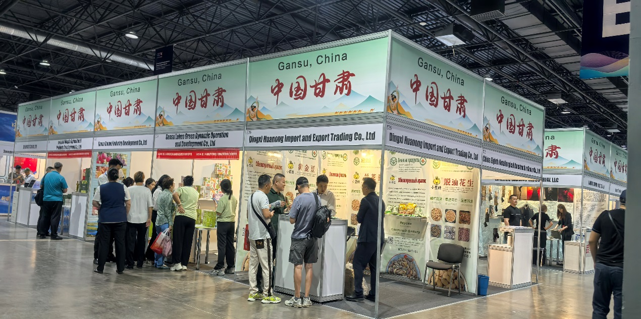 隴星“黑科技”閃耀中哈國(guó)際展，引領(lǐng)中亞采暖新潮流！